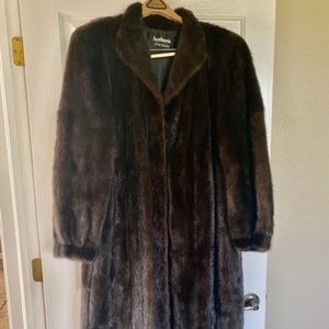 VINTAGE  SAGA ‘Genuine’ Vison (Mink) Long Fur Coat